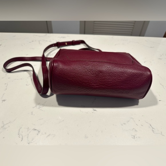 Tory Burch mini top handle with crossbody strap - in burgundy - Picture 10 of 10